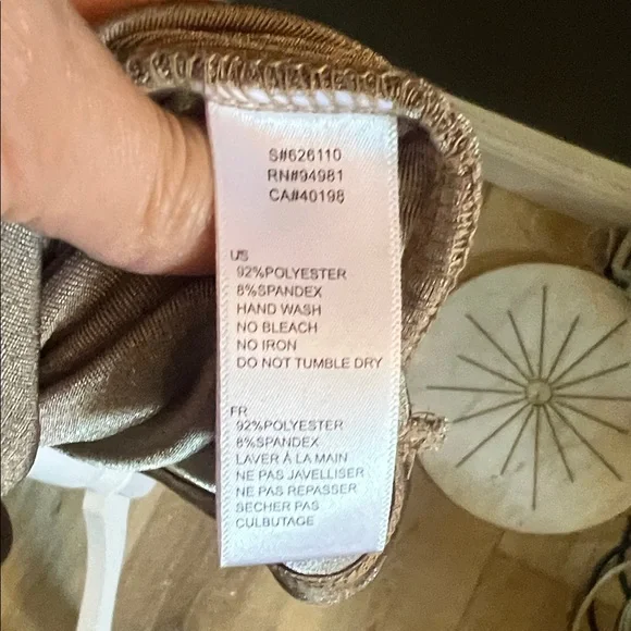 Twenty One, Shiny Gold One Shoulder Dress, size large - Picture 6 of 7